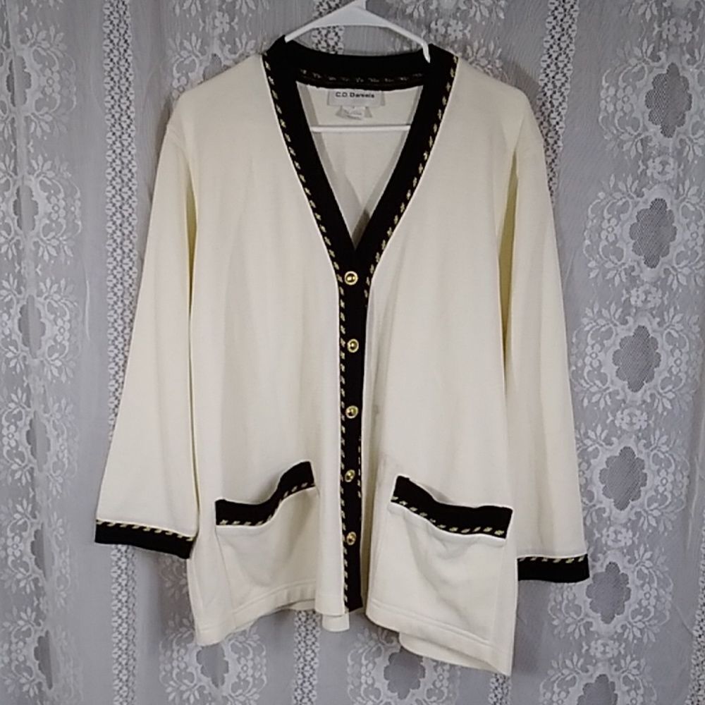 C. C. Daniels Women's Sweater Size XL